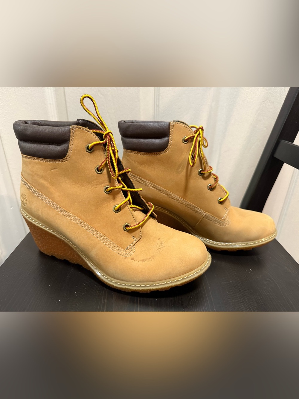 Women’s Tan Lace-Up Timberland wedge Boots size 7.5